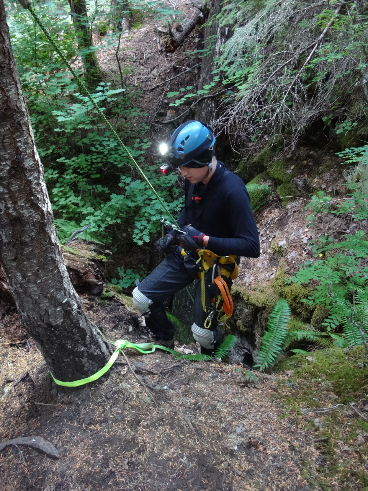 Outdoor.Caving.CK.4..JPG